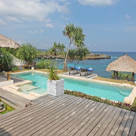 Villa Lumba Lumba - Oceanfront & Spectacular View! Нуса-Лембонган Экстерьер фото
